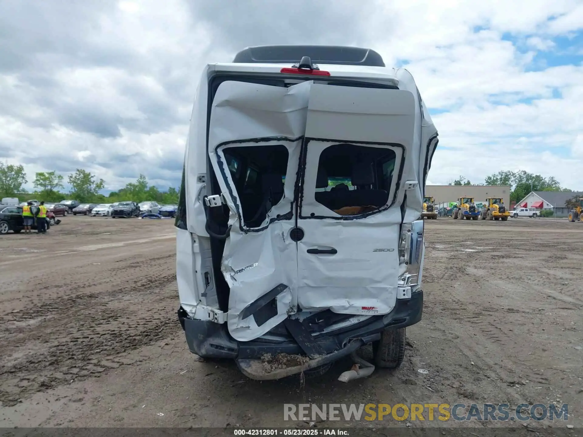 15 Photograph of a damaged car W1Z4DGHY3NT096986 MERCEDES-BENZ SPRINTER 2500 2022