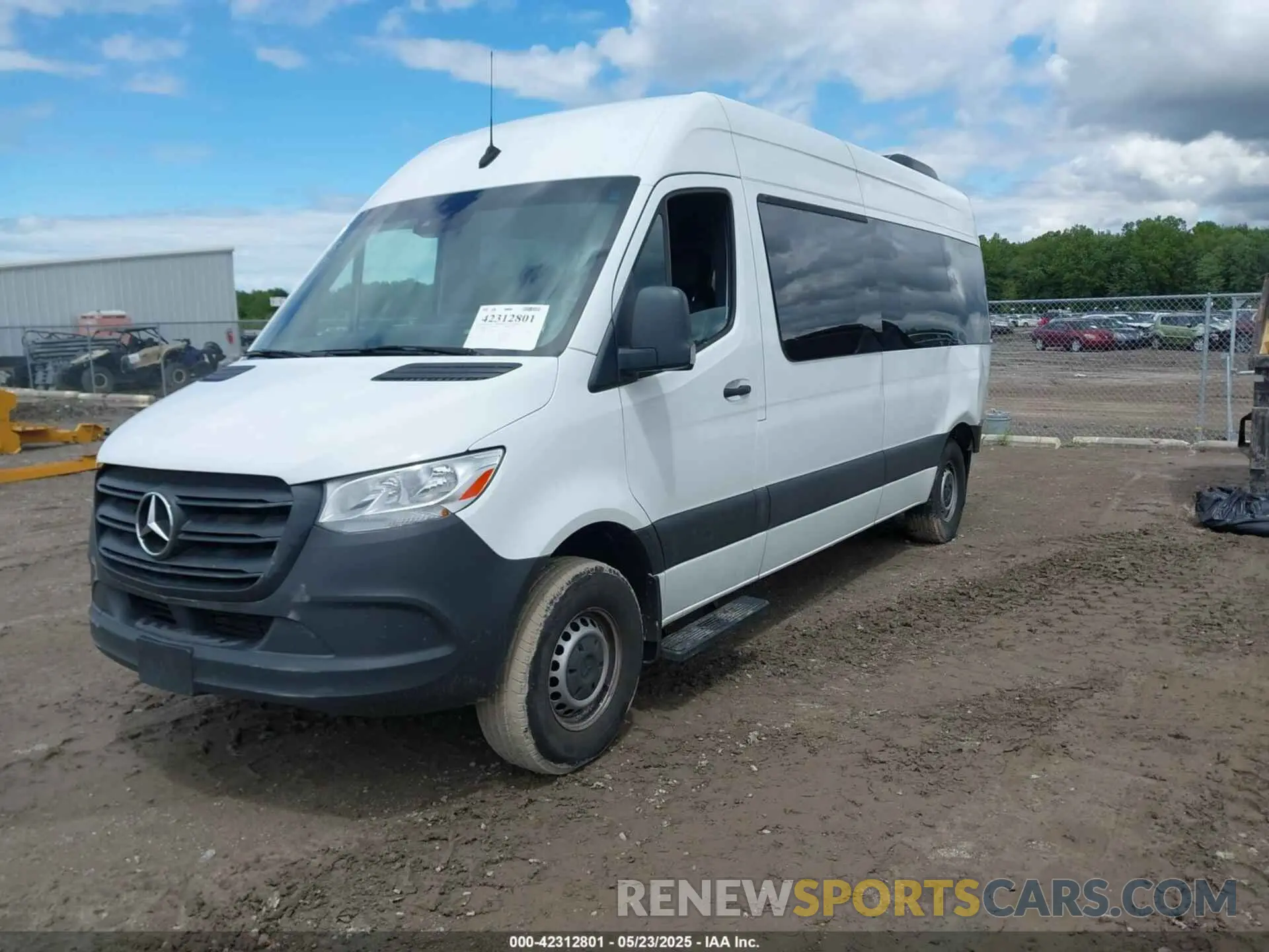 2 Photograph of a damaged car W1Z4DGHY3NT096986 MERCEDES-BENZ SPRINTER 2500 2022