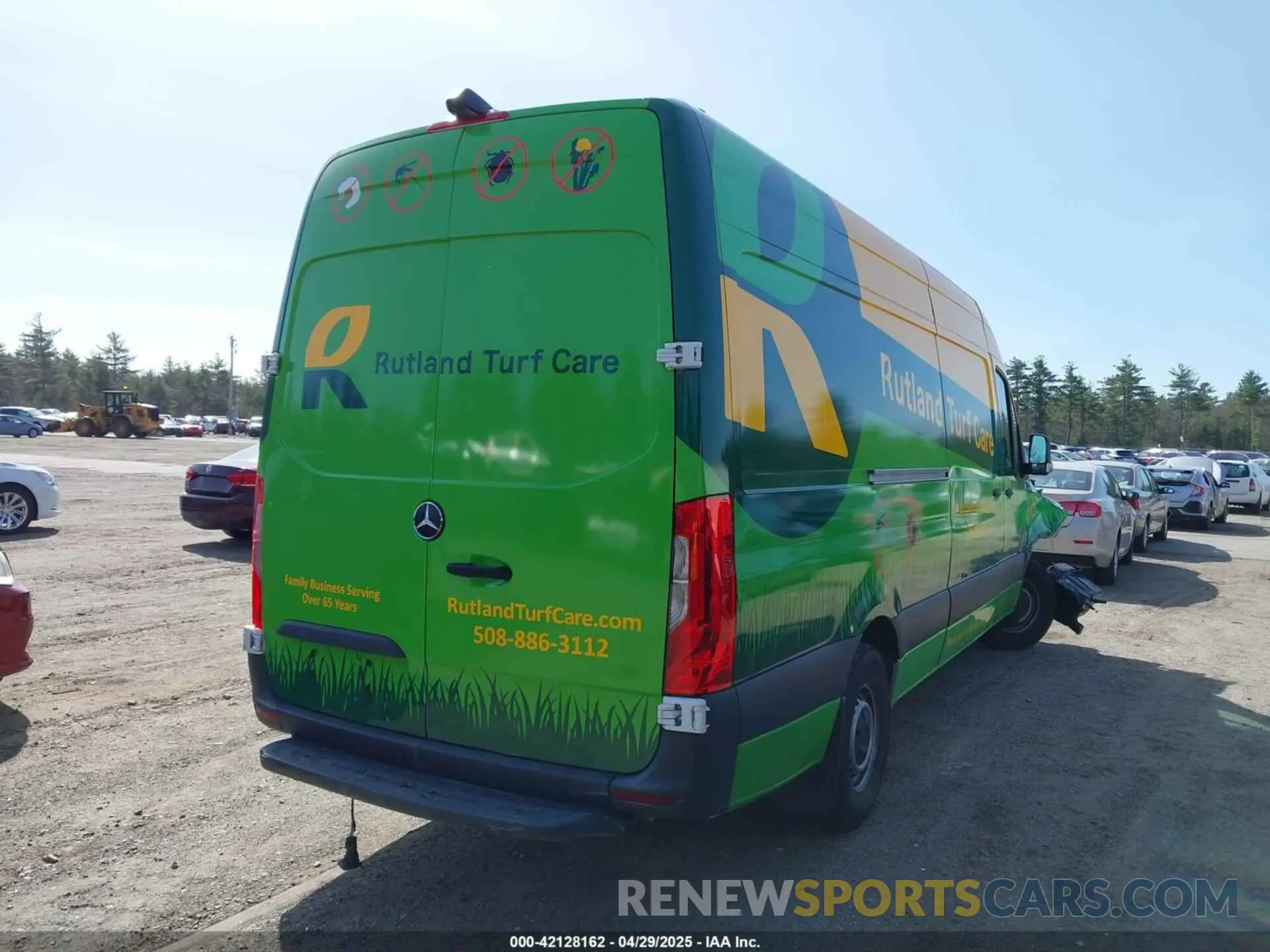 4 Photograph of a damaged car W1Y4NCHY6PT139276 MERCEDES-BENZ SPRINTER 2500 2023