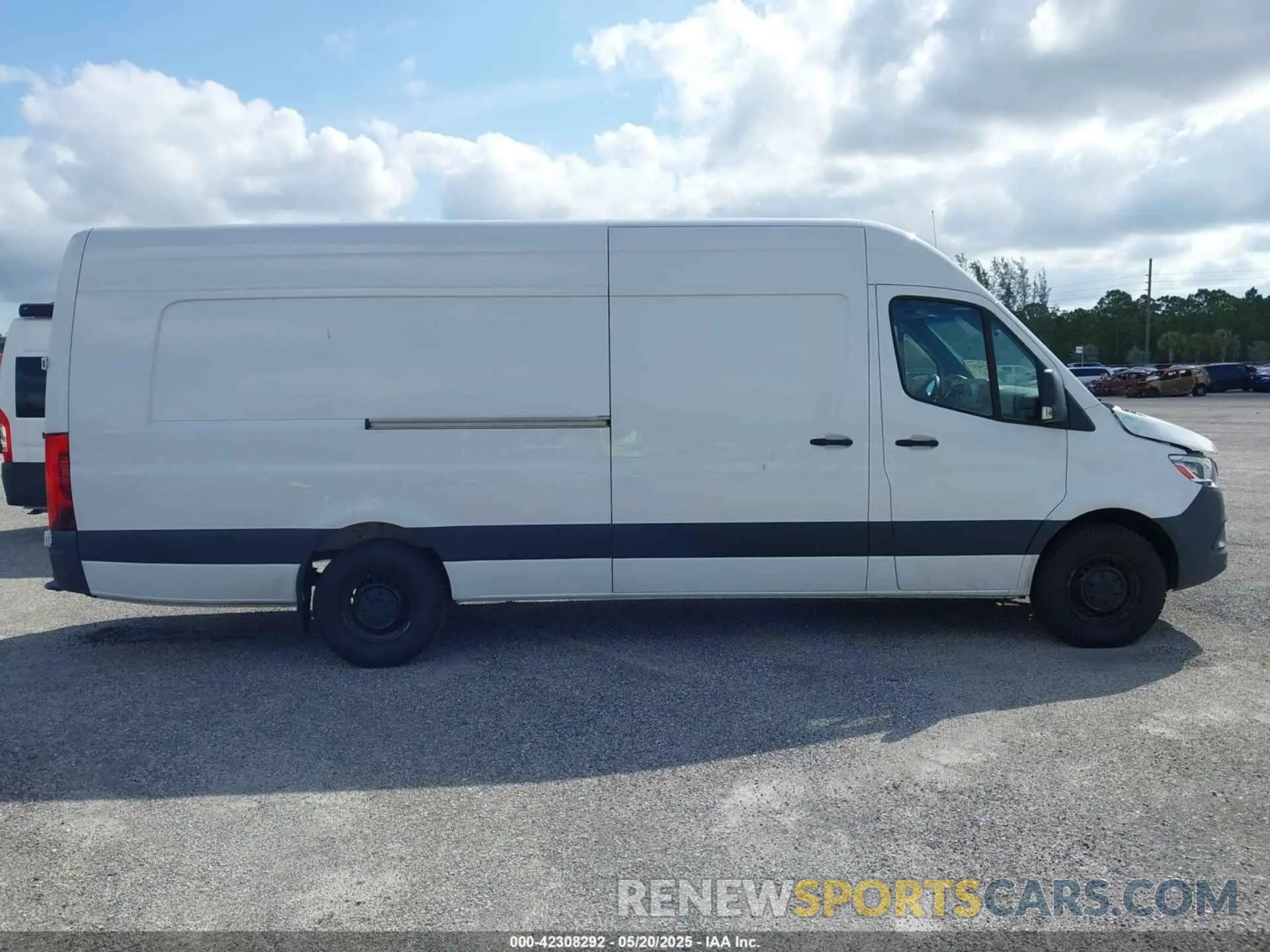 14 Фотография поврежденного автомобиля W1Y4NDHY5PT151232 MERCEDES-BENZ SPRINTER 2500 2023