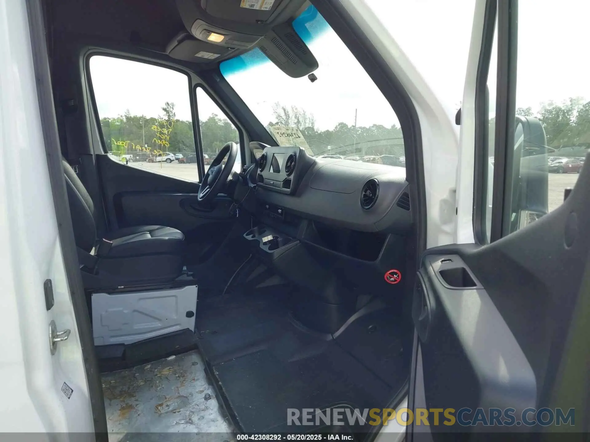 5 Фотография поврежденного автомобиля W1Y4NDHY5PT151232 MERCEDES-BENZ SPRINTER 2500 2023