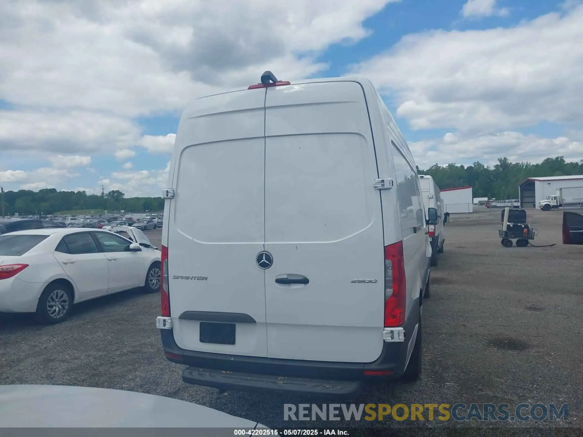 15 Фотография поврежденного автомобиля W1Y4NCHY1RT174150 MERCEDES-BENZ SPRINTER 2500 2024