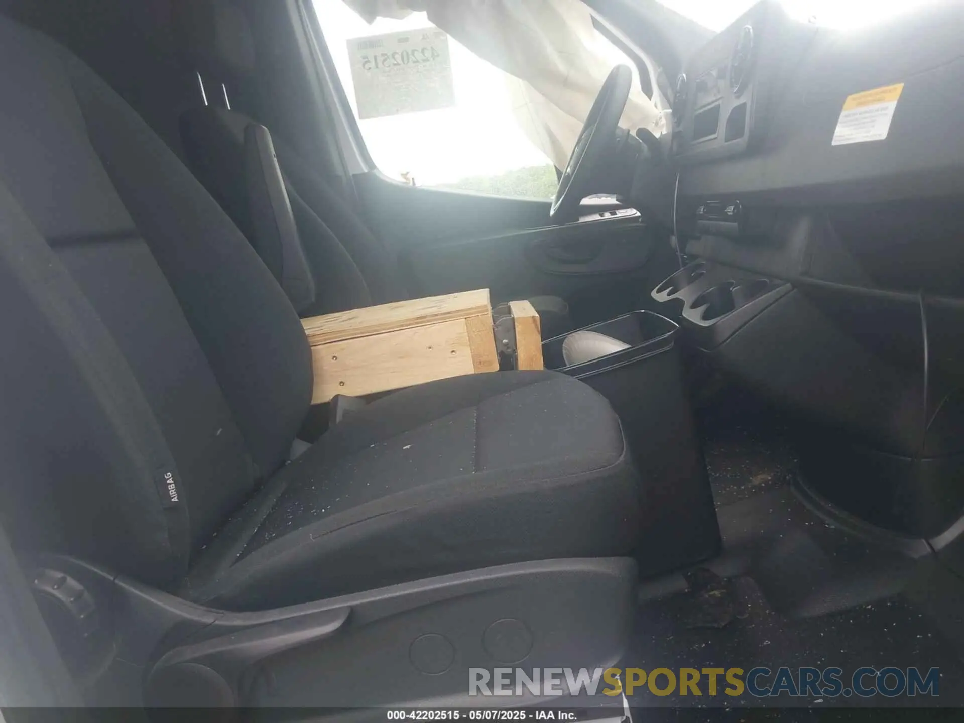 5 Фотография поврежденного автомобиля W1Y4NCHY1RT174150 MERCEDES-BENZ SPRINTER 2500 2024