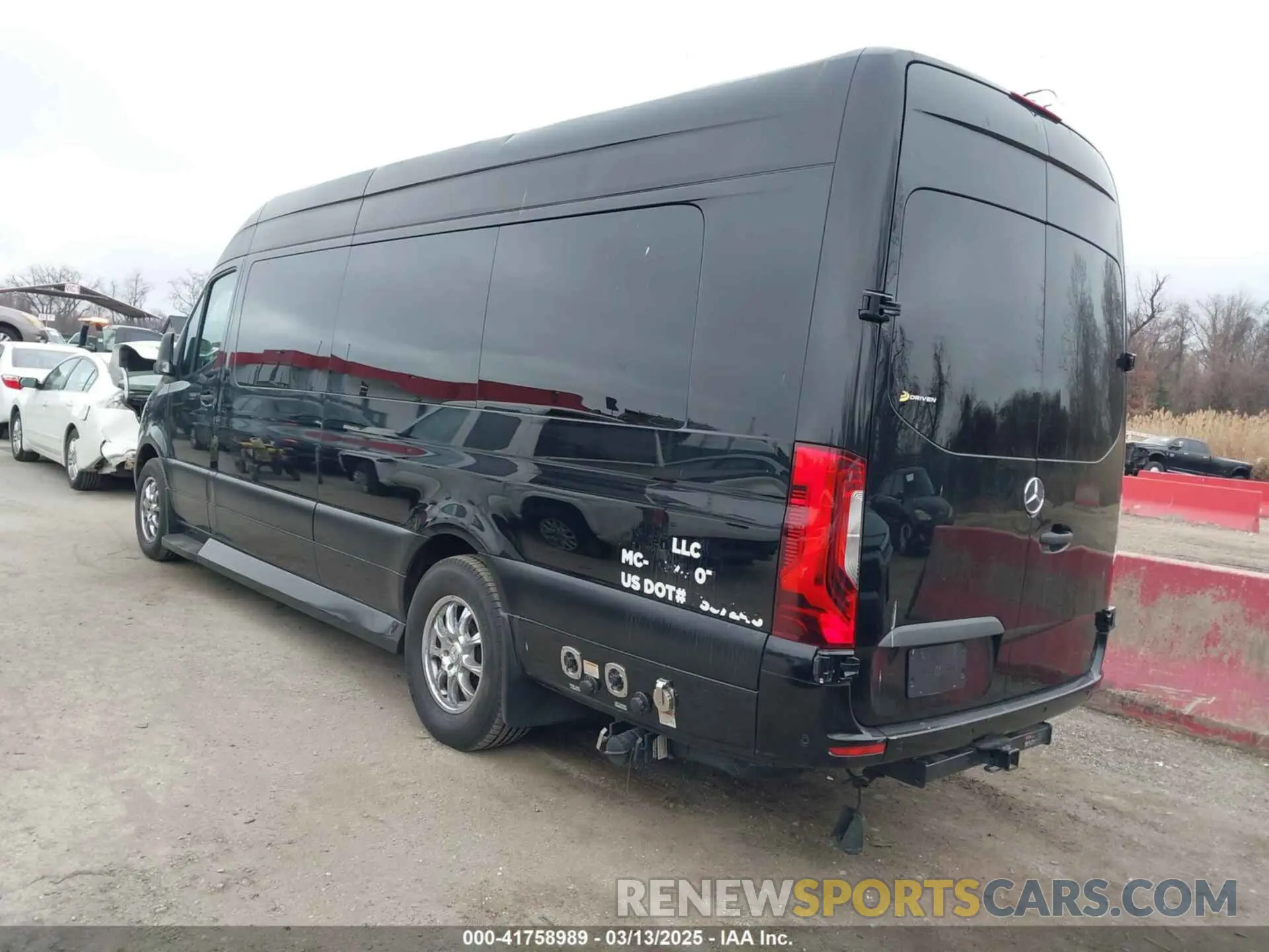 3 Фотография поврежденного автомобиля W1X5EDHY8LT022825 MERCEDES-BENZ SPRINTER 3500 2020