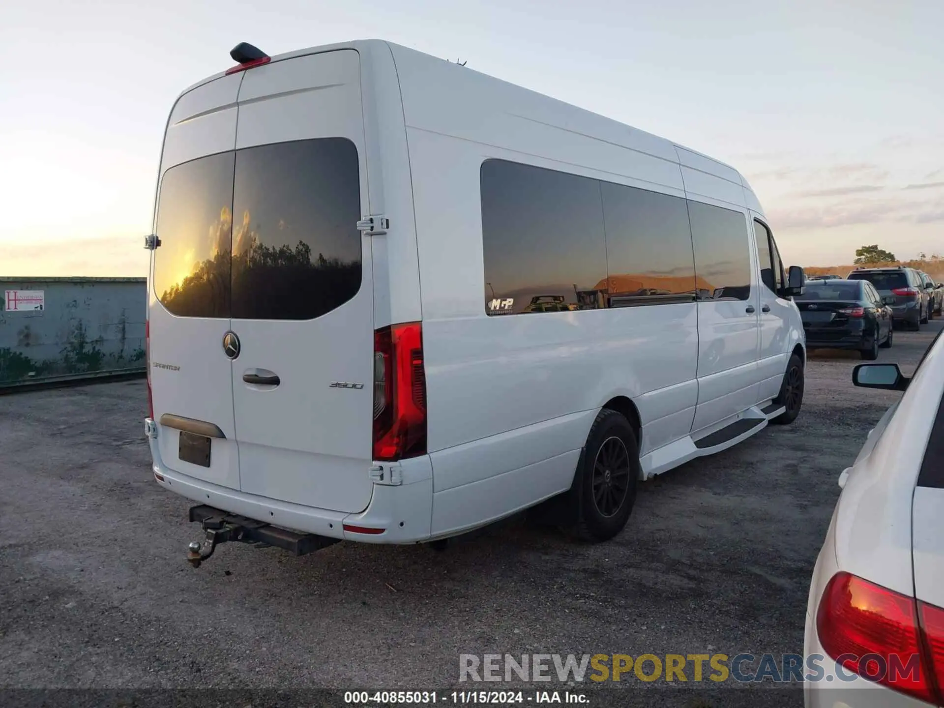 4 Photograph of a damaged car W1X5EDHYXLT043062 MERCEDES-BENZ SPRINTER 3500 2020