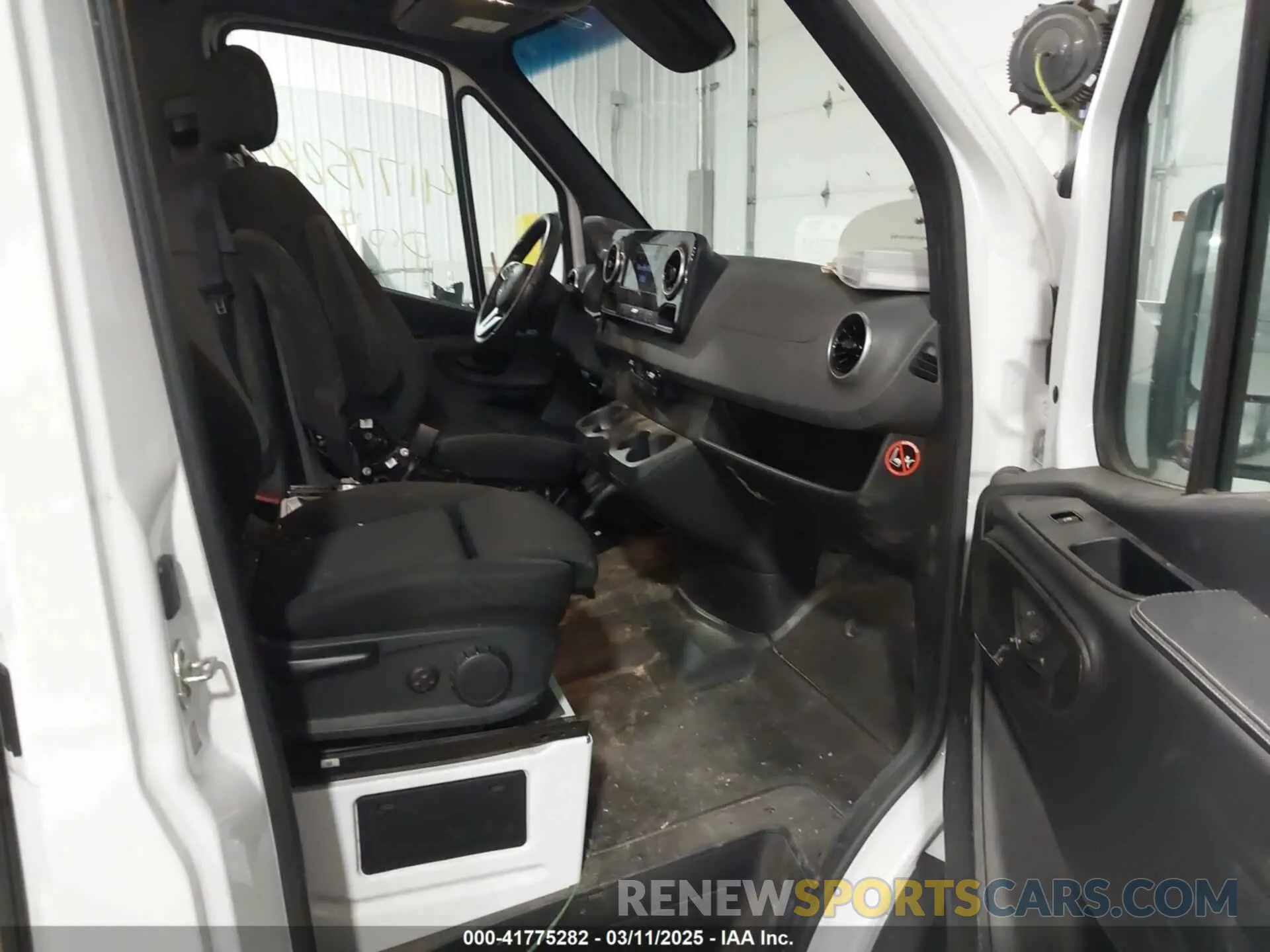 5 Photograph of a damaged car W1Y5EDHY7MT058597 MERCEDES-BENZ SPRINTER 3500 2021