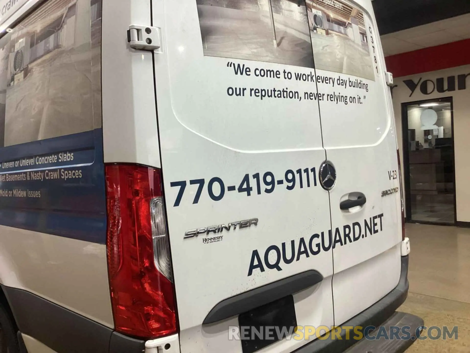 25 Photograph of a damaged car WD3PF4CC1KP025567 MERCEDES-BENZ SPRINTER 3500XD 2019