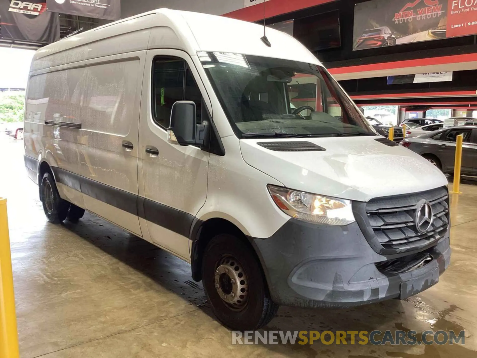 41 Photograph of a damaged car WD3PF4CC1KP025567 MERCEDES-BENZ SPRINTER 3500XD 2019