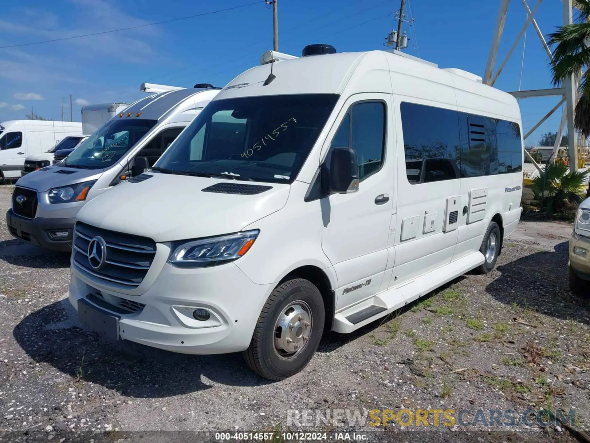 2 Photograph of a damaged car W1X8EC3Y5LP242656 MERCEDES-BENZ SPRINTER 3500XD 2020
