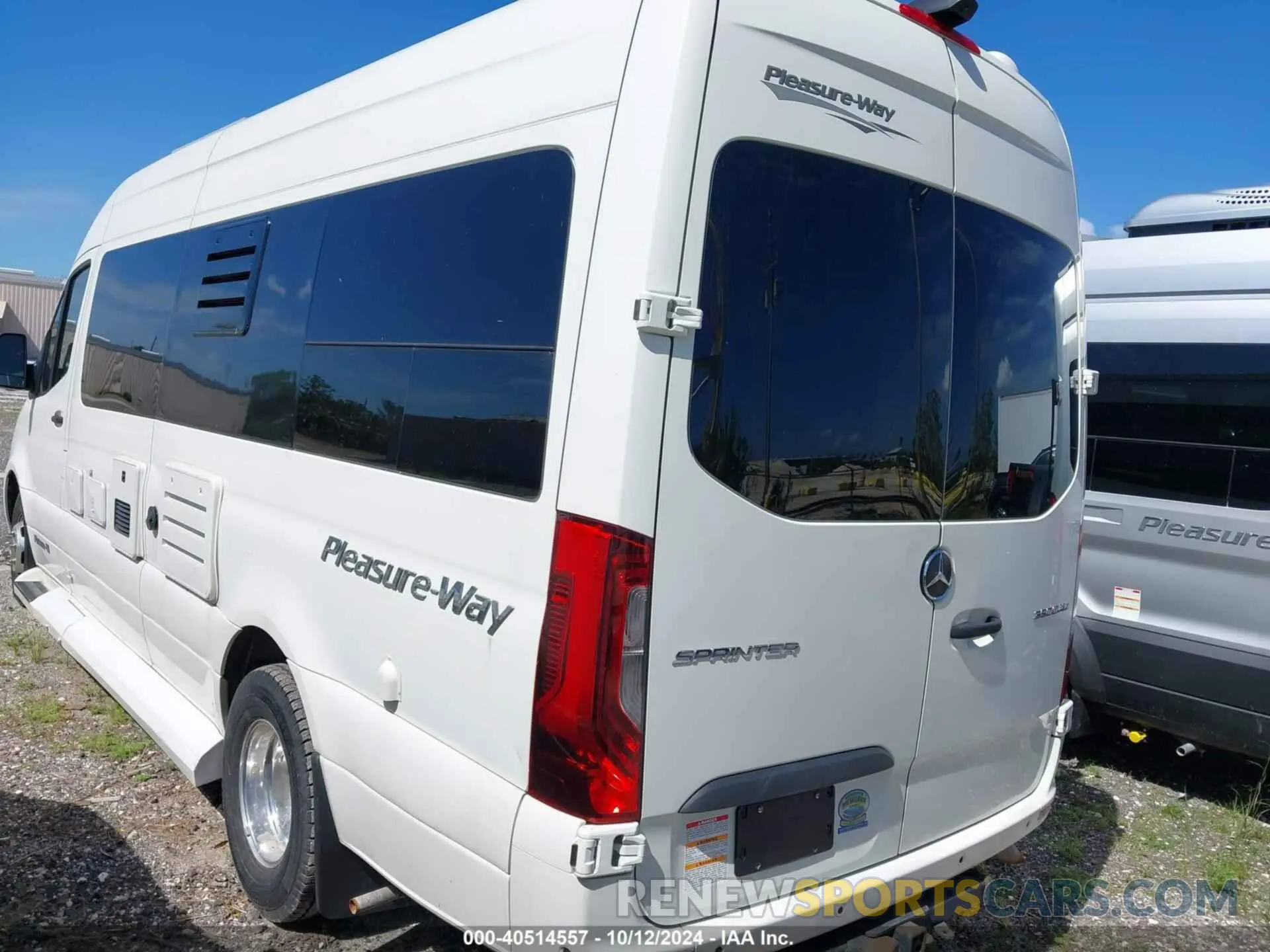 3 Photograph of a damaged car W1X8EC3Y5LP242656 MERCEDES-BENZ SPRINTER 3500XD 2020