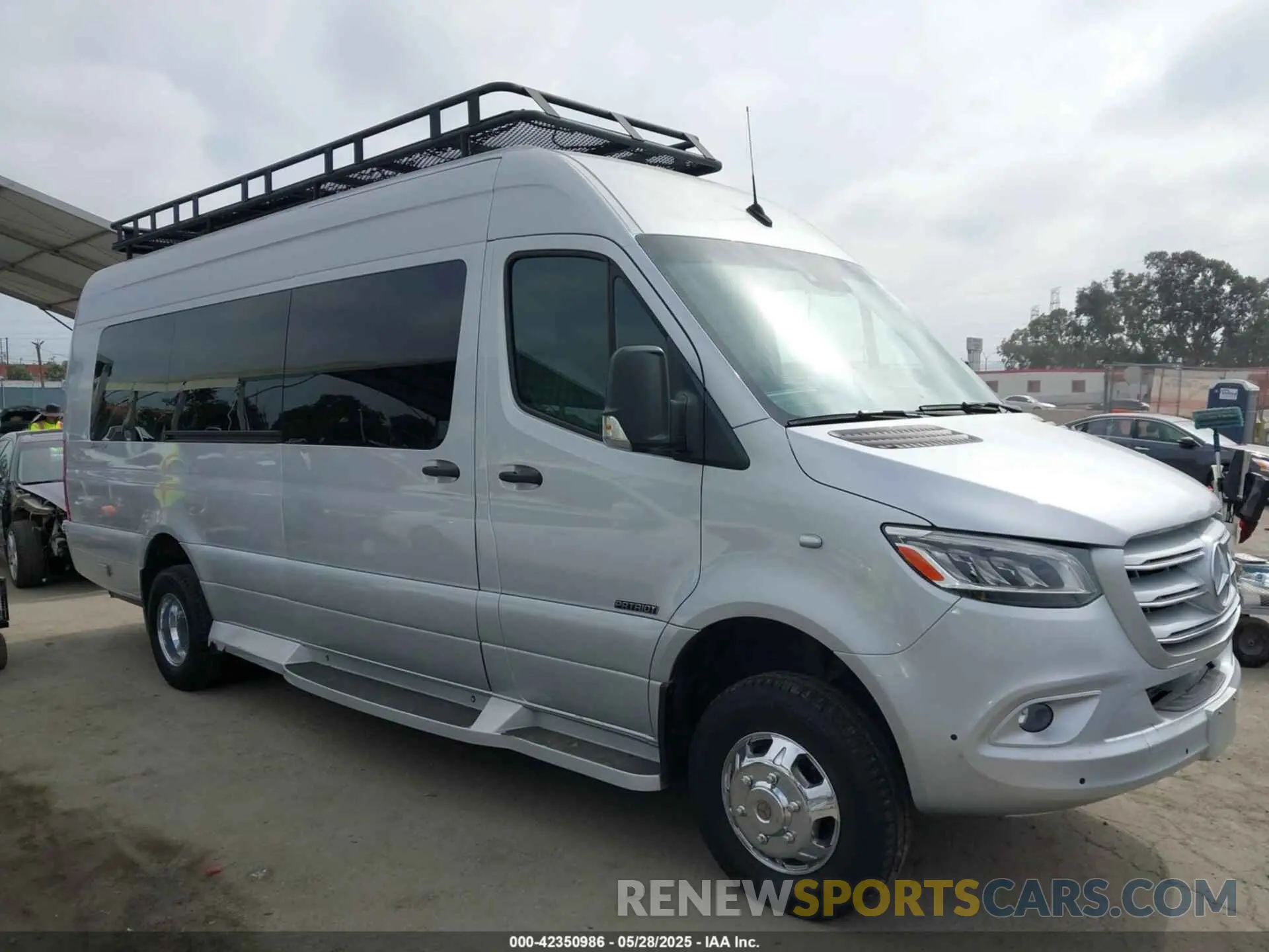 2 Фотография поврежденного автомобиля W1X8ED6Y7LT020824 MERCEDES-BENZ SPRINTER 3500XD 2020
