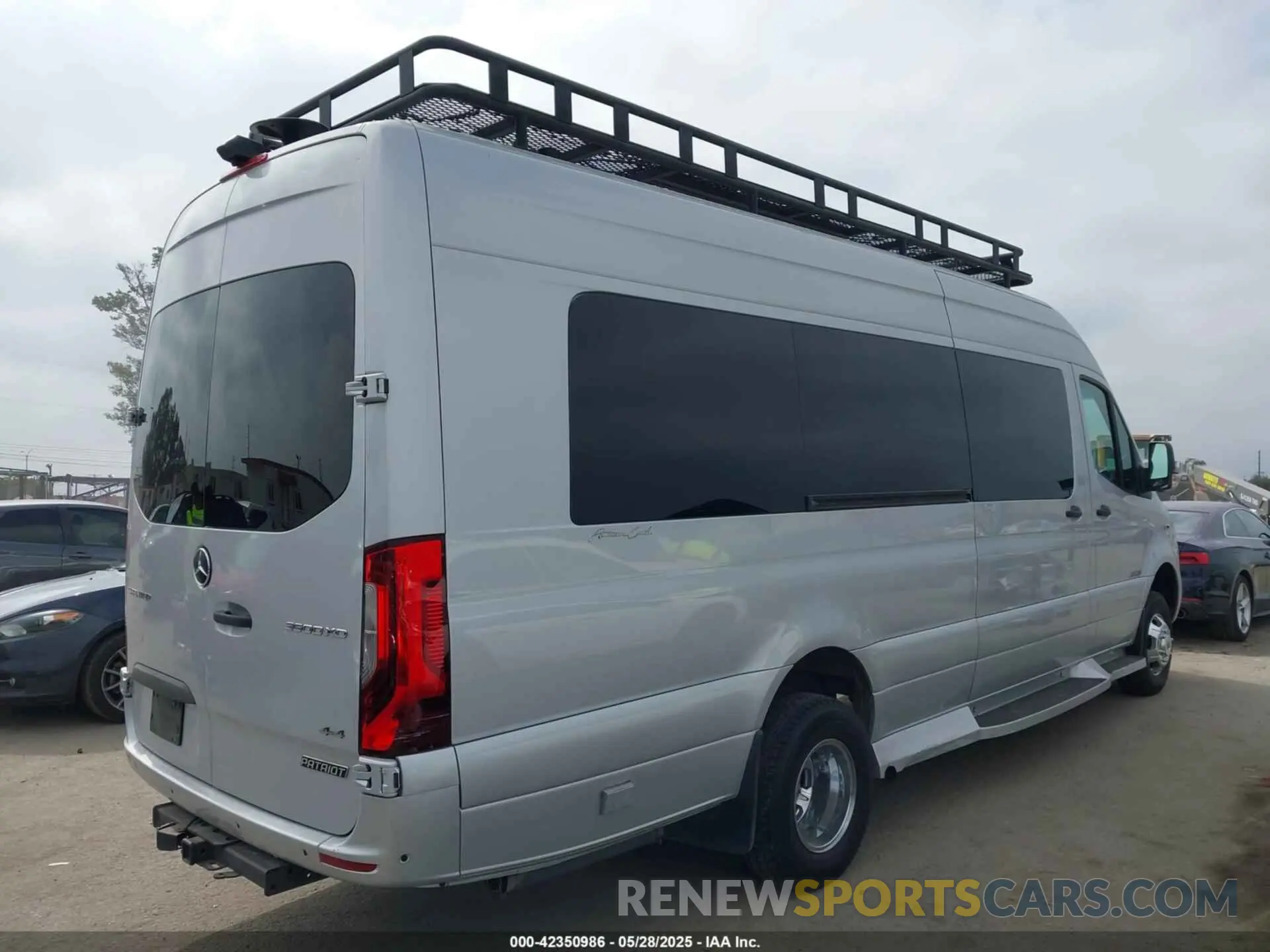 3 Фотография поврежденного автомобиля W1X8ED6Y7LT020824 MERCEDES-BENZ SPRINTER 3500XD 2020