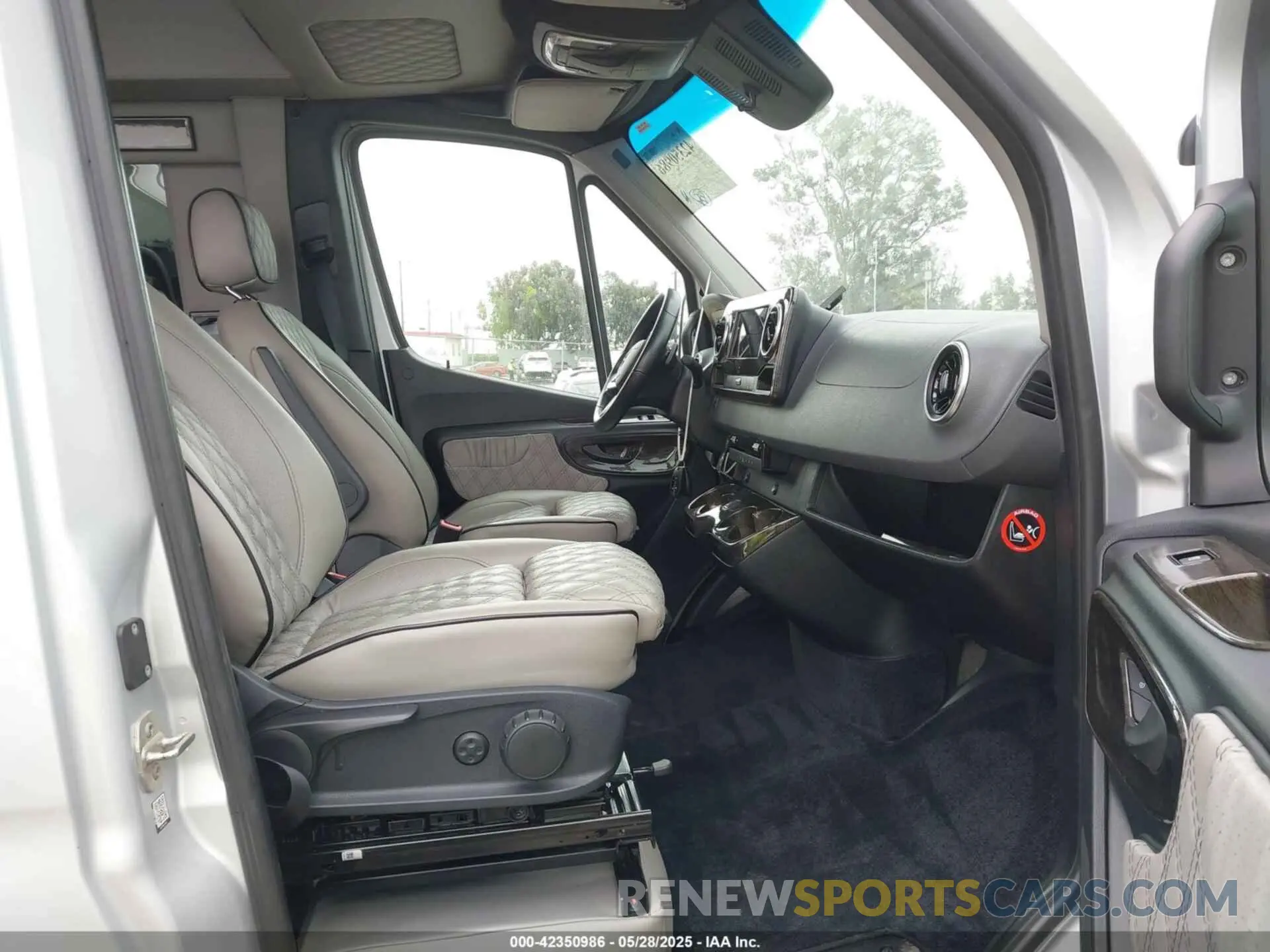 5 Фотография поврежденного автомобиля W1X8ED6Y7LT020824 MERCEDES-BENZ SPRINTER 3500XD 2020