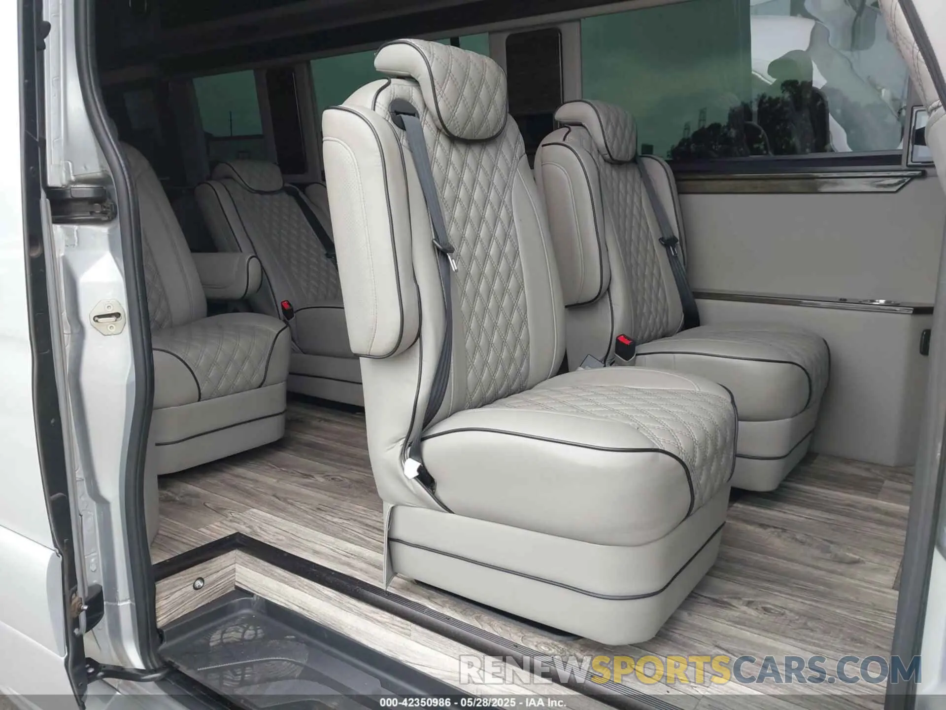 7 Фотография поврежденного автомобиля W1X8ED6Y7LT020824 MERCEDES-BENZ SPRINTER 3500XD 2020