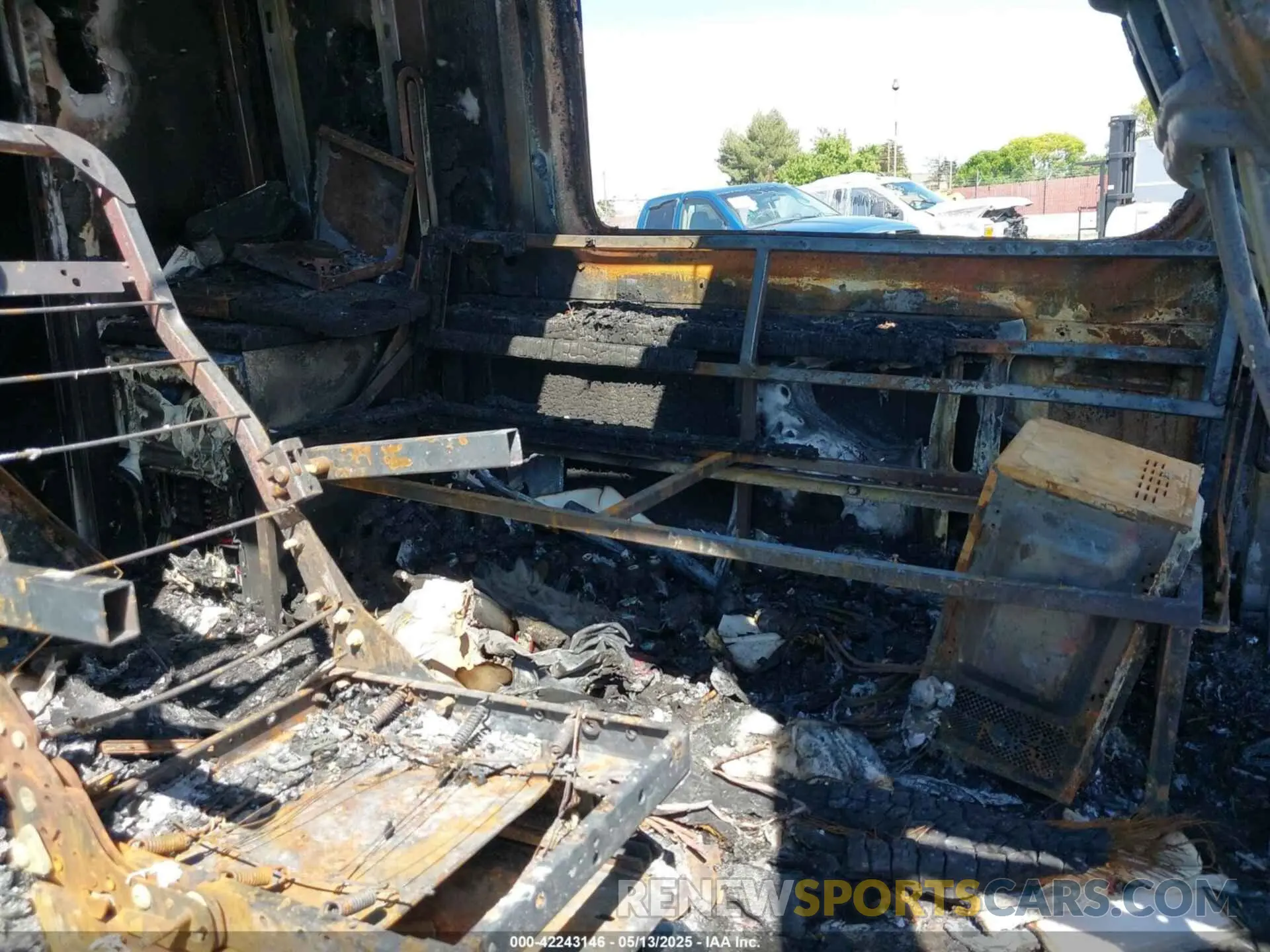 15 Photograph of a damaged car W1Y8ED6Y0NT101887 MERCEDES-BENZ SPRINTER 3500XD 2022