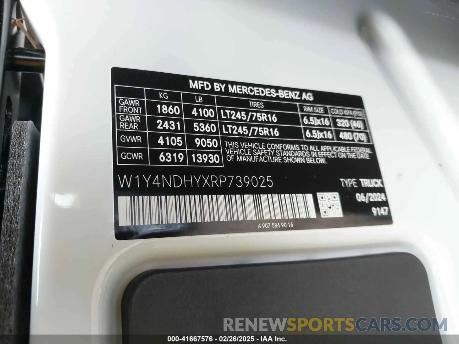 9 Photograph of a damaged car W1Y4NDHYXRP739025 MERCEDES-BENZ SPRINTER CARGO VAN 2024