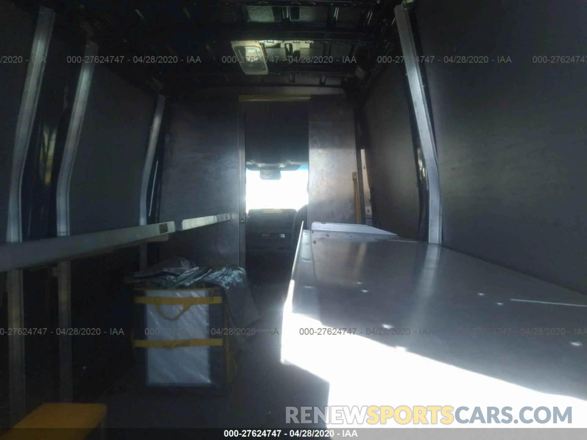 8 Photograph of a damaged car WD4PF0CD5KT004466 MERCEDES-BENZ SPRINTER VAN 2019