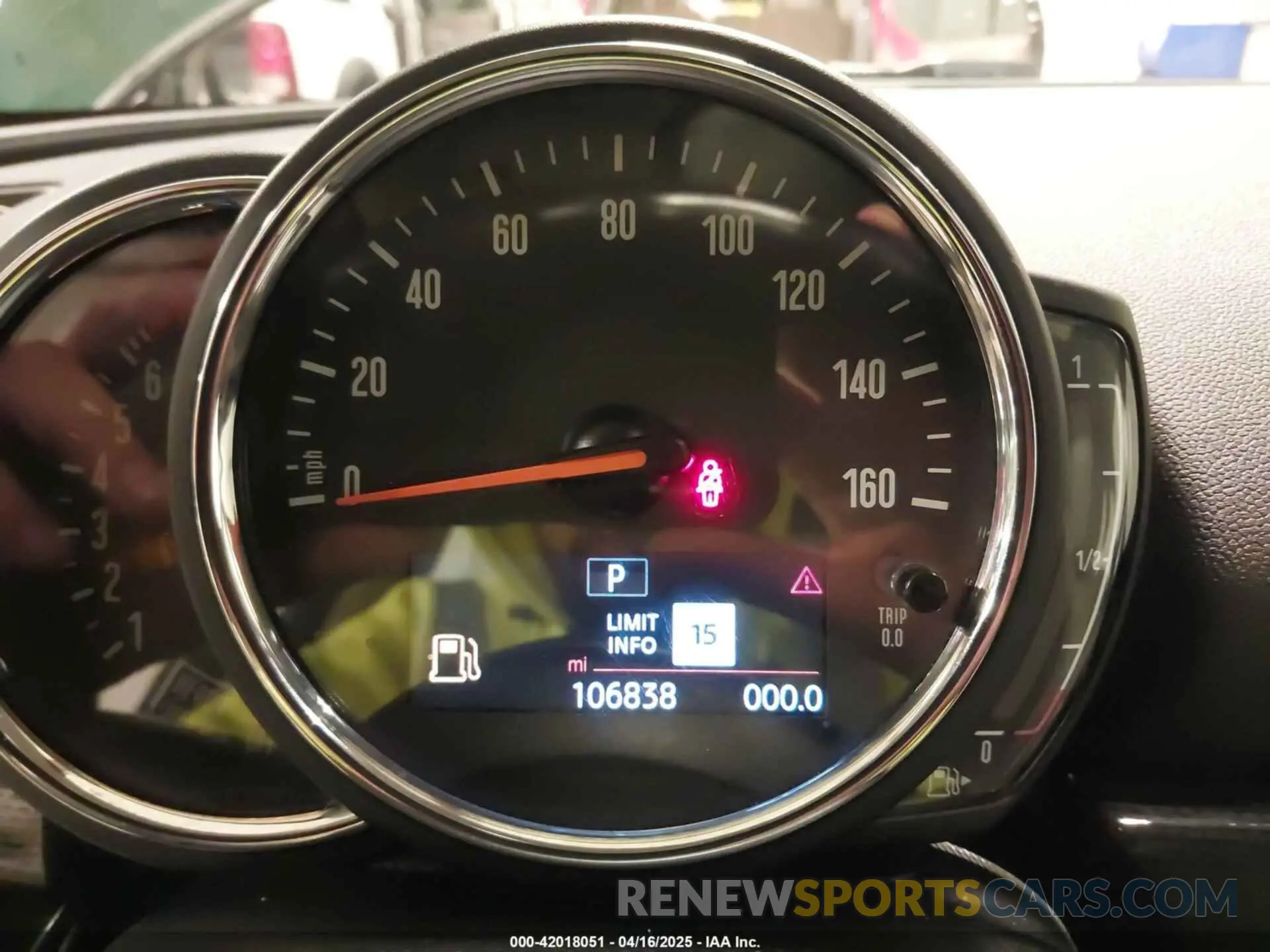 7 Photograph of a damaged car WMWLU1C5XK2F30207 MINI CLUBMAN 2019