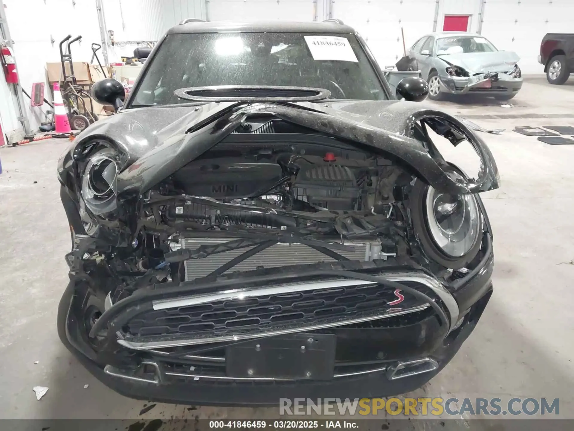 6 Photograph of a damaged car WMWLU5C56K2G04360 MINI CLUBMAN 2019