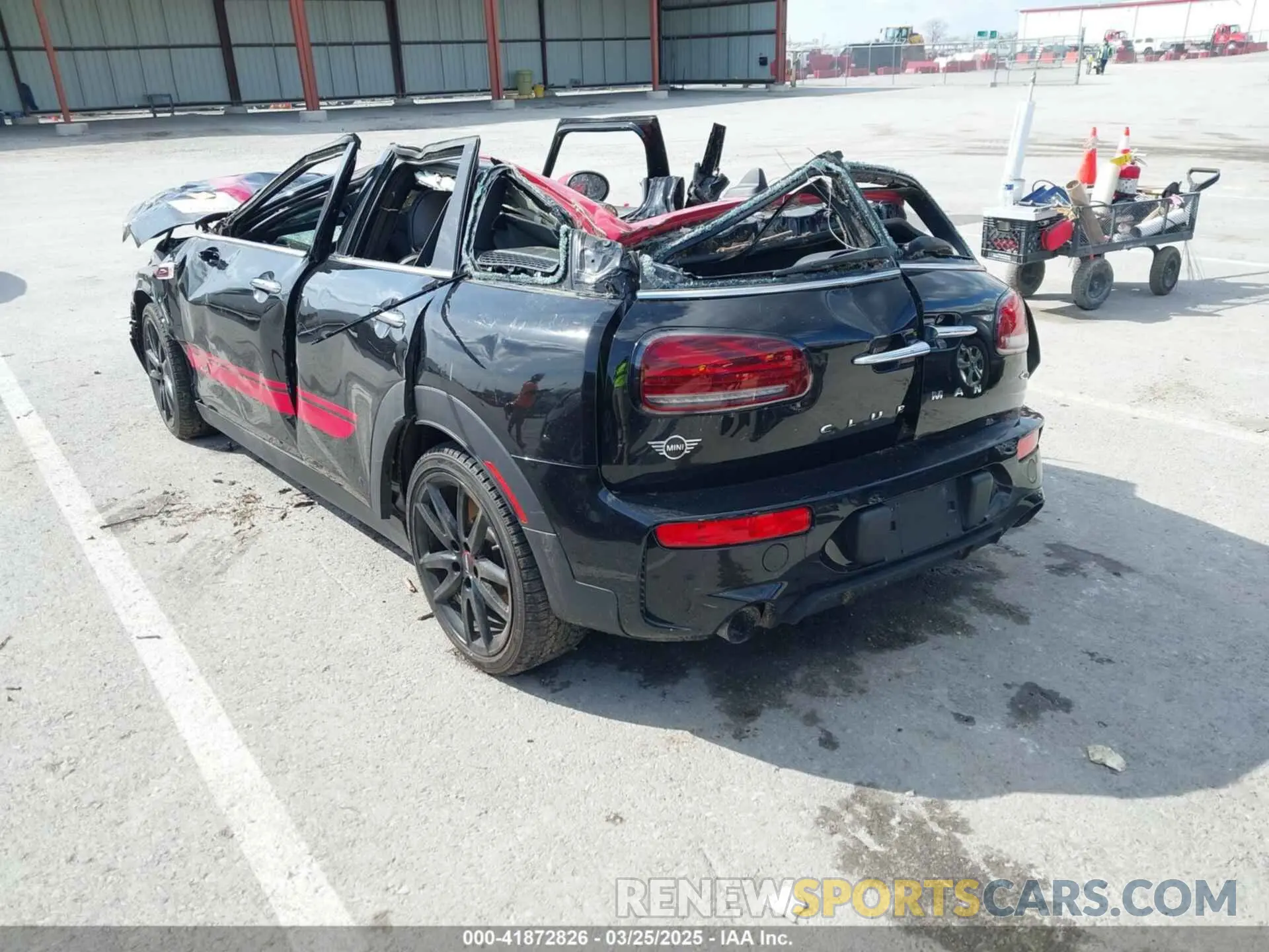 3 Фотография поврежденного автомобиля WMWJZ9C08M2N75173 MINI CLUBMAN 2021