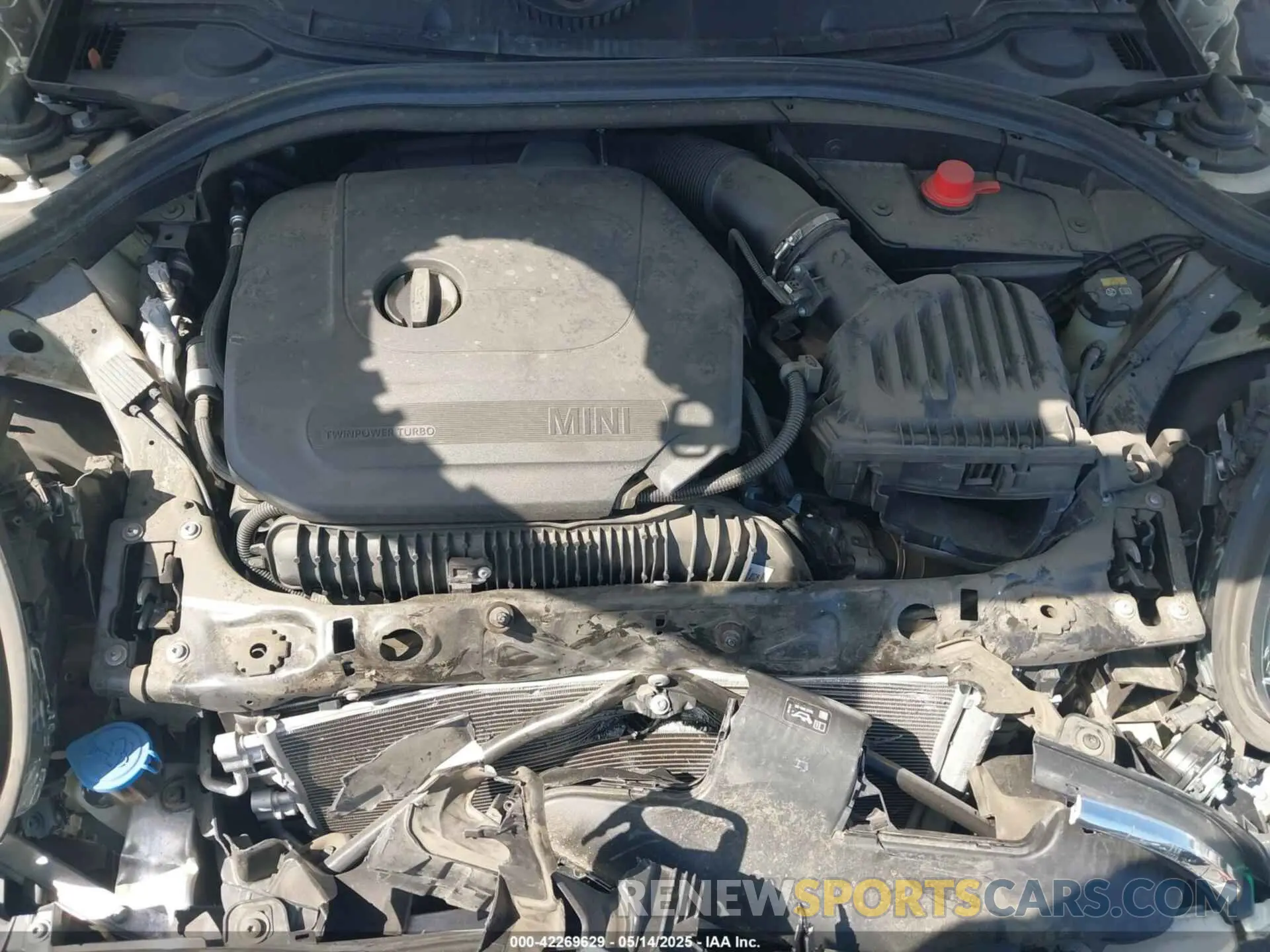 10 Фотография поврежденного автомобиля WMWLV7C00M2N48722 MINI CLUBMAN 2021