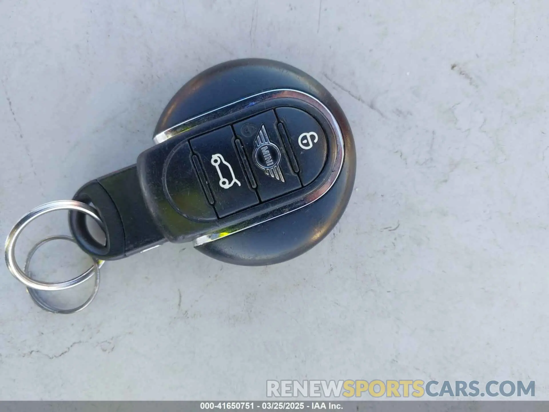 11 Photograph of a damaged car WMWWG5C52K3D01641 MINI CONVERTIBLE 2019