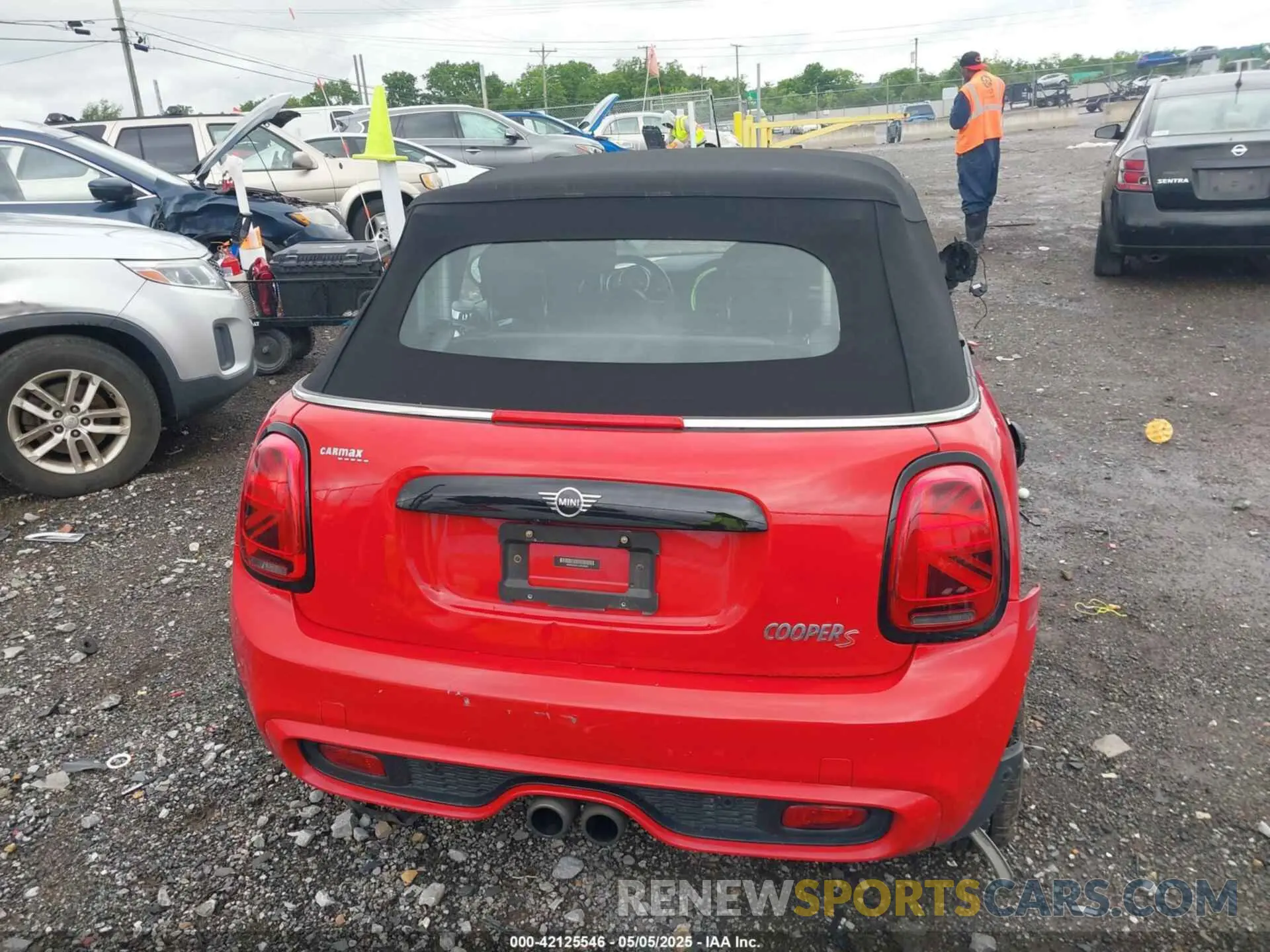 16 Фотография поврежденного автомобиля WMWWG9C51K3E39565 MINI CONVERTIBLE 2019