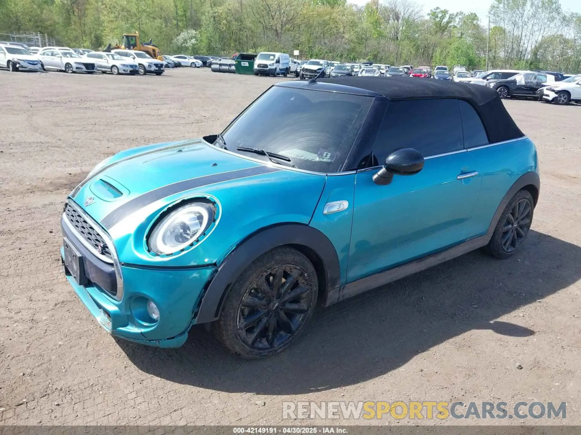2 Photograph of a damaged car WMWWG9C54K3E41195 MINI CONVERTIBLE 2019