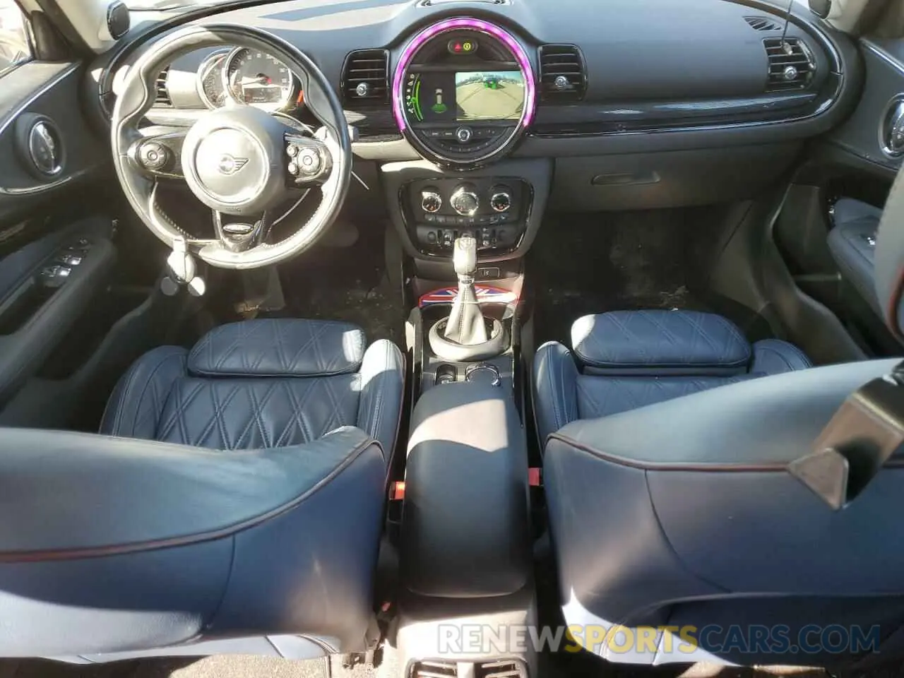 8 Photograph of a damaged car WMWLN5C53K2E34861 MINI COOPER 2019