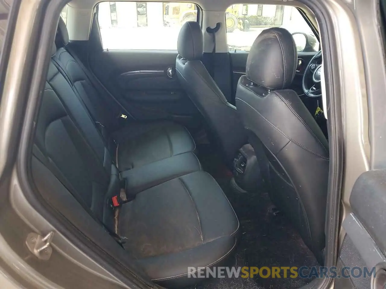 10 Photograph of a damaged car WMWLU5C50K2G03513 MINI COOPER 2019