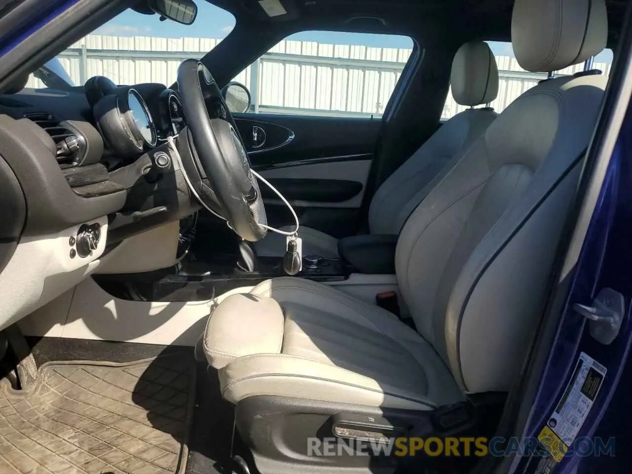 7 Photograph of a damaged car WMWLU5C56K2G04956 MINI COOPER 2019
