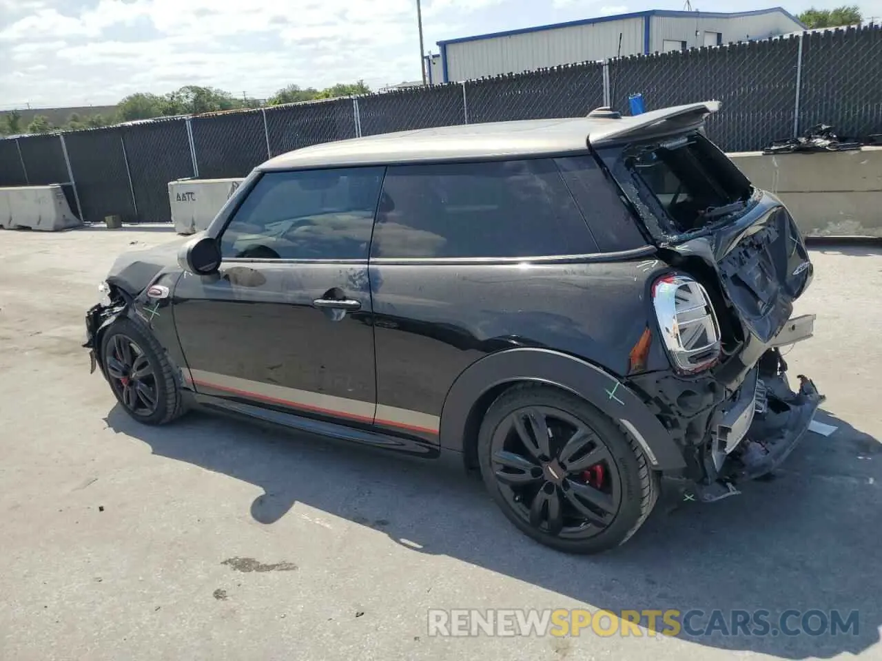 2 Фотография поврежденного автомобиля WMWXM9C50K2H81141 MINI COOPER 2019