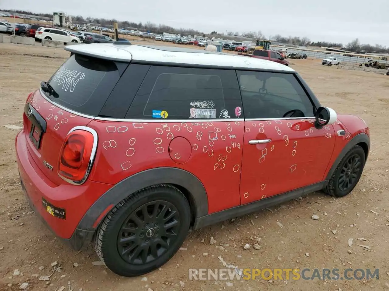 3 Фотография поврежденного автомобиля WMWXP5C51K2L22827 MINI COOPER 2019