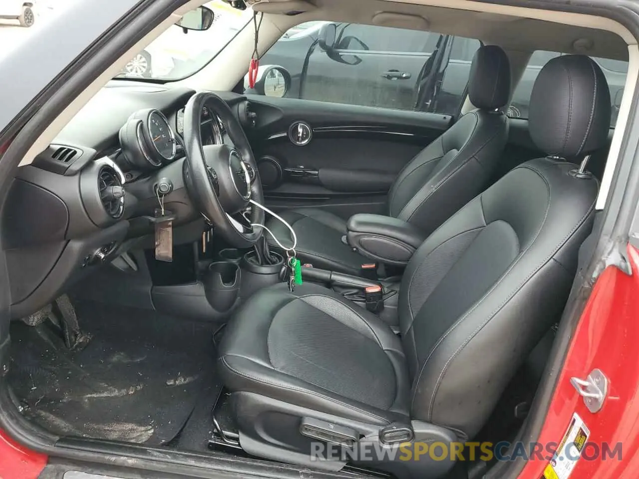 7 Фотография поврежденного автомобиля WMWXP5C51K2L22827 MINI COOPER 2019