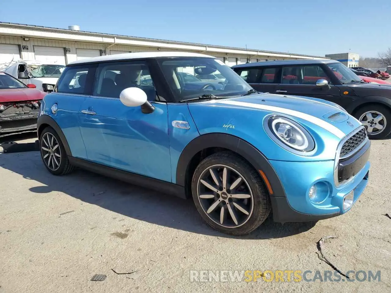 4 Фотография поврежденного автомобиля WMWXP7C52K2A50805 MINI COOPER 2019
