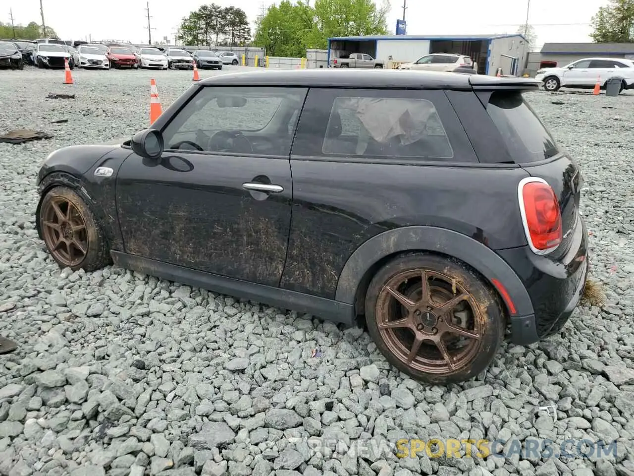 2 Photograph of a damaged car WMWXP7C56K2C62798 MINI COOPER 2019