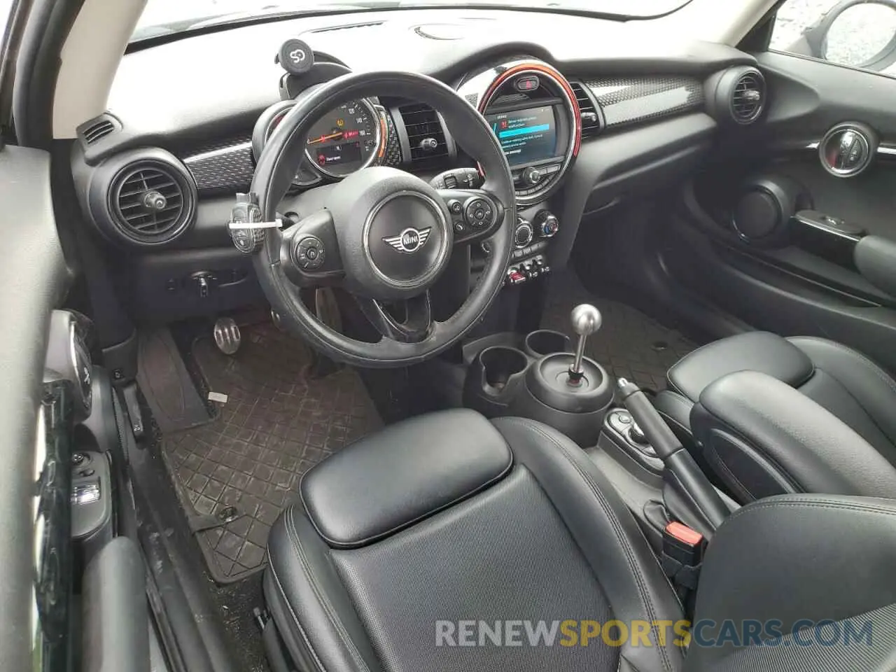 8 Photograph of a damaged car WMWXP7C56K2C62798 MINI COOPER 2019