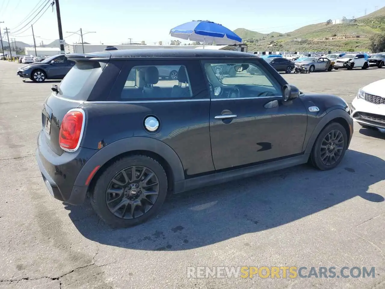 3 Фотография поврежденного автомобиля WMWXP7C5XK2A54469 MINI COOPER 2019