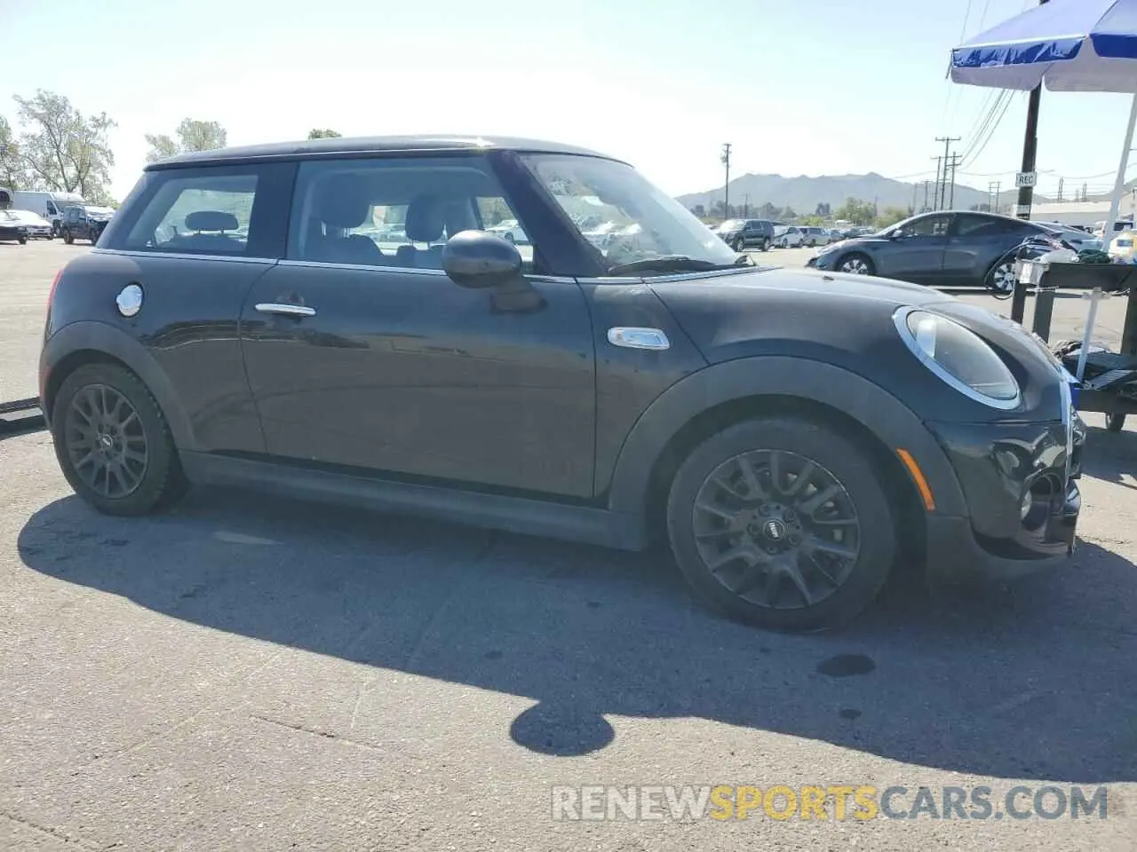 4 Фотография поврежденного автомобиля WMWXP7C5XK2A54469 MINI COOPER 2019