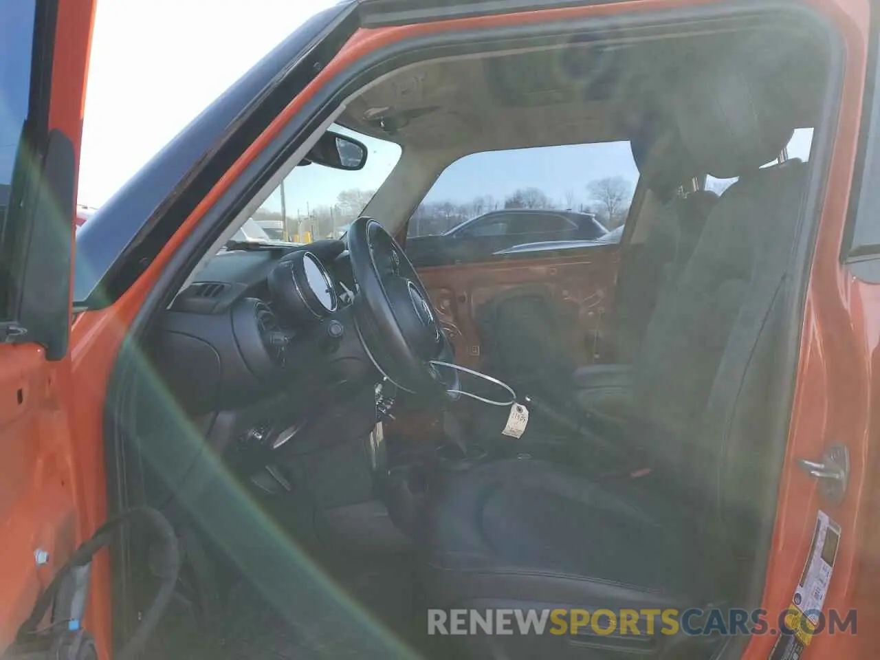 7 Photograph of a damaged car WMWXU1C56K2H74132 MINI COOPER 2019
