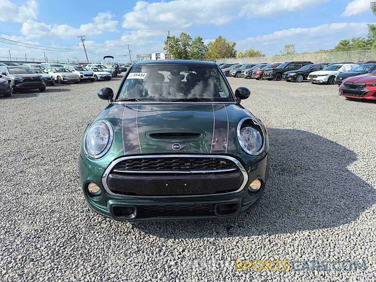 5 Photograph of a damaged car WMWXU3C57K2H87810 MINI COOPER 2019