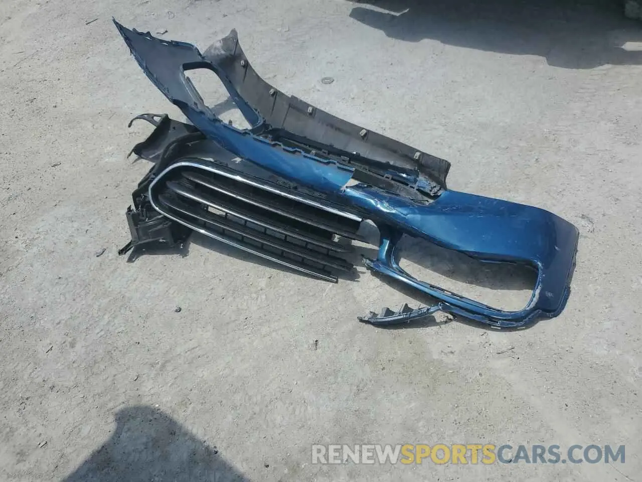 12 Photograph of a damaged car WMZYS7C54K3F47130 MINI COOPER 2019