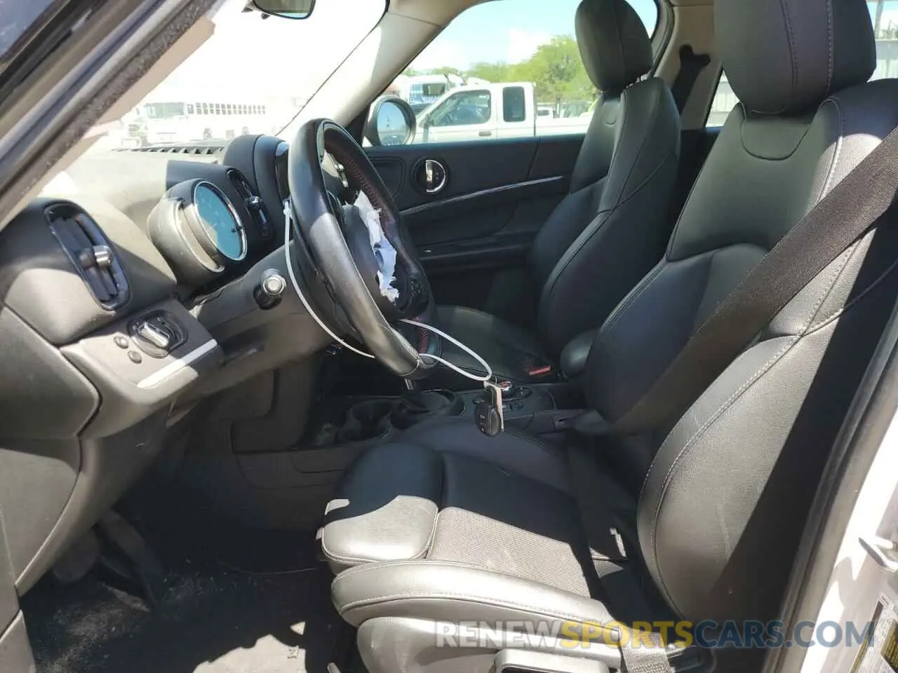 7 Photograph of a damaged car WMZYT3C56K3E95103 MINI COOPER 2019
