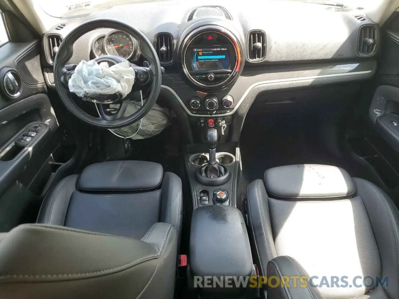 8 Photograph of a damaged car WMZYT5C57K3G94947 MINI COOPER 2019