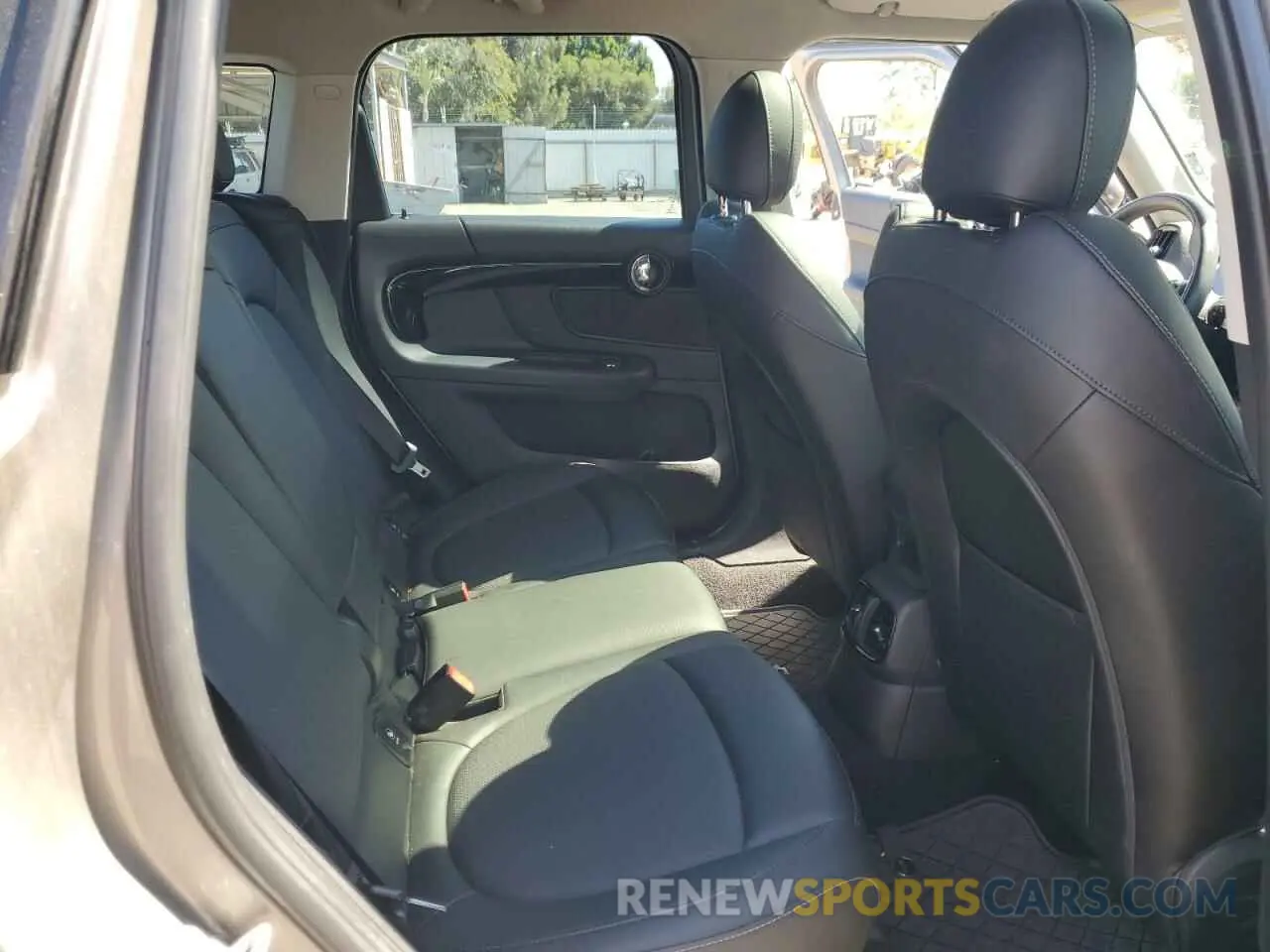 10 Photograph of a damaged car WMZYT5C5XK3G91430 MINI COOPER 2019