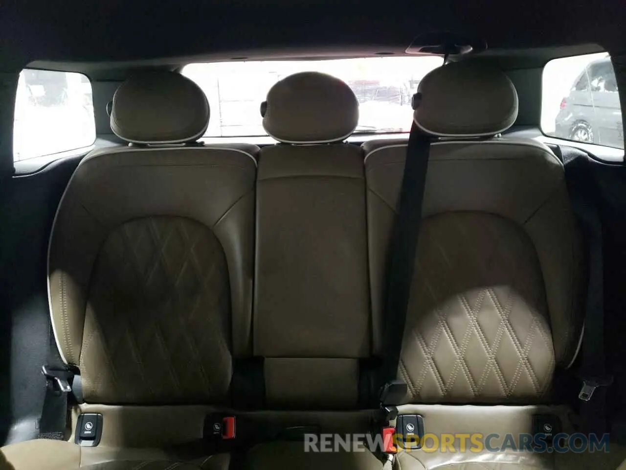 10 Фотография поврежденного автомобиля WMZYU7C51K3E56813 MINI COOPER 2019