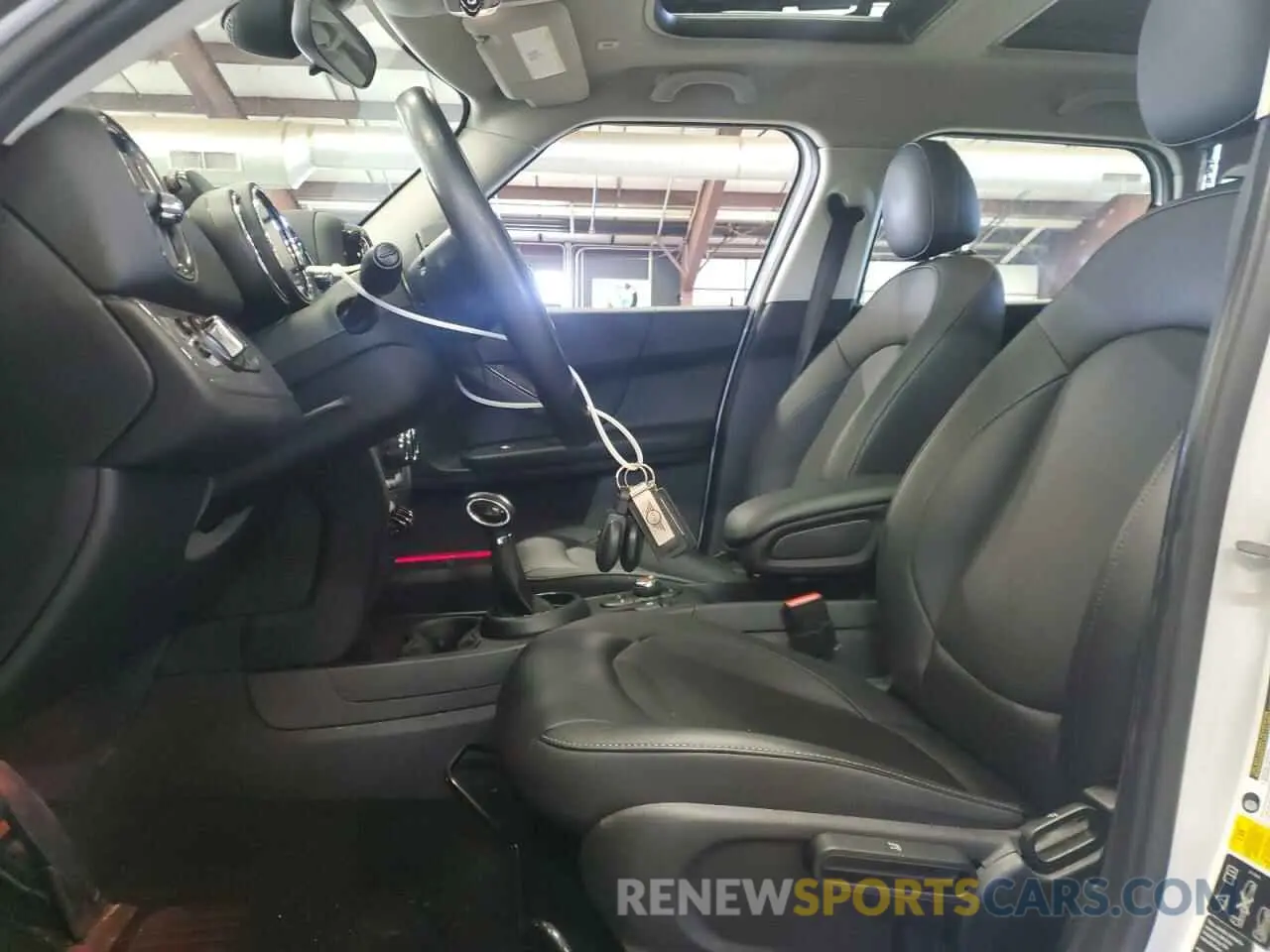 7 Photograph of a damaged car WMZYV5C54K3F58009 MINI COOPER 2019
