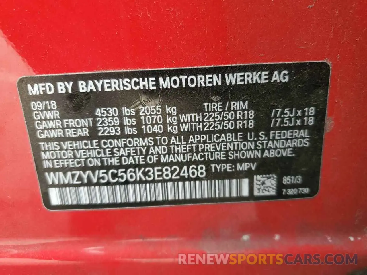 12 Фотография поврежденного автомобиля WMZYV5C56K3E82468 MINI COOPER 2019