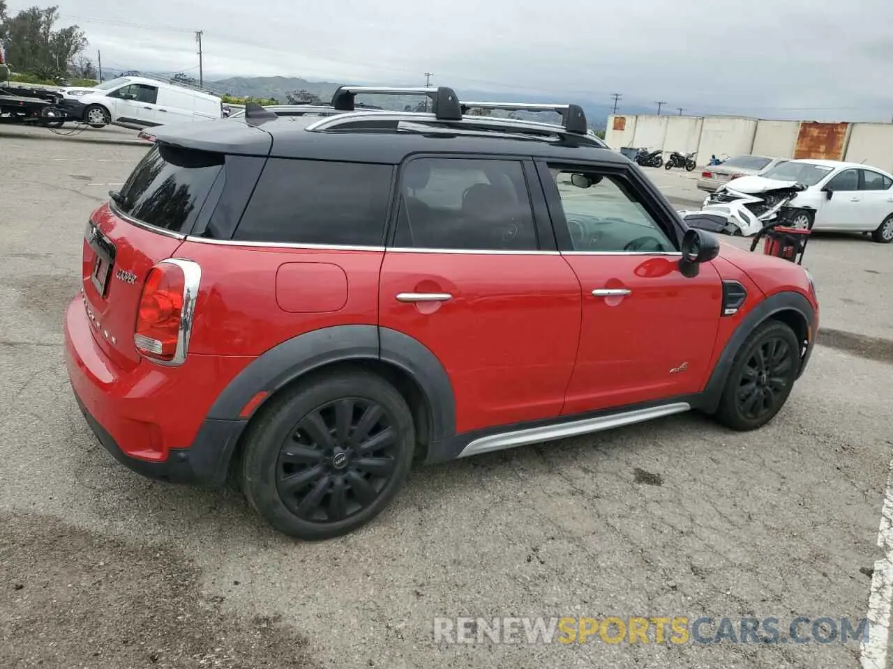 3 Фотография поврежденного автомобиля WMZYV5C56K3E82468 MINI COOPER 2019