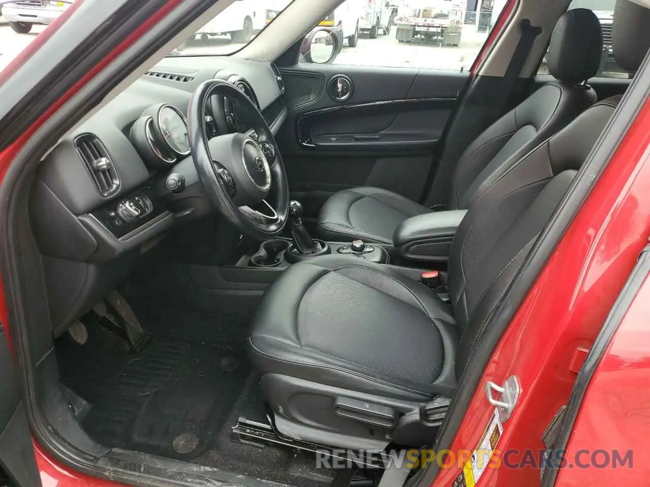 7 Фотография поврежденного автомобиля WMZYV5C56K3E82468 MINI COOPER 2019